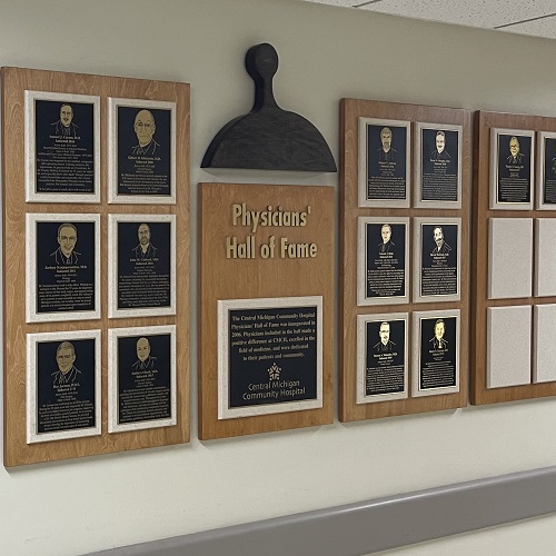 McLaren Central Michigan Recognizes Its History, Rededicates Physician Hall of Fame